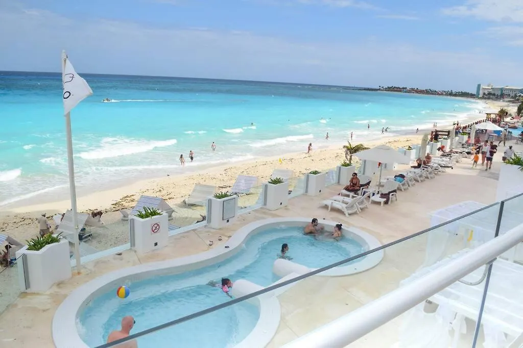 Lovely Studio At The Beach, Stunning Ocean View #1209 Cancun