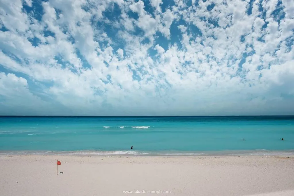 Daire Lovely Studio At The Beach, Stunning Ocean View #1209 Cancun Meksika